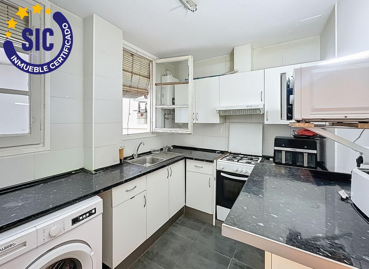 Cuina de Pis en venda en  Valencia Capital amb Balcó