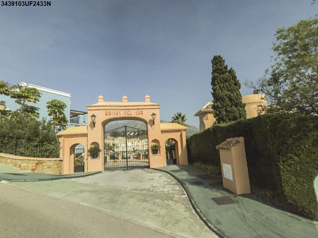 Vista exterior de Pis en venda en Marbella