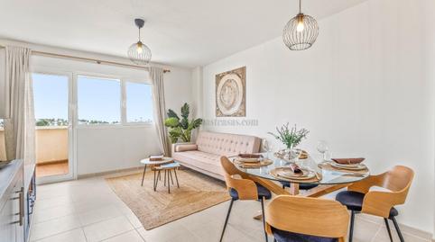 Foto 2 de Apartamento en venta en La Zenia, Alicante