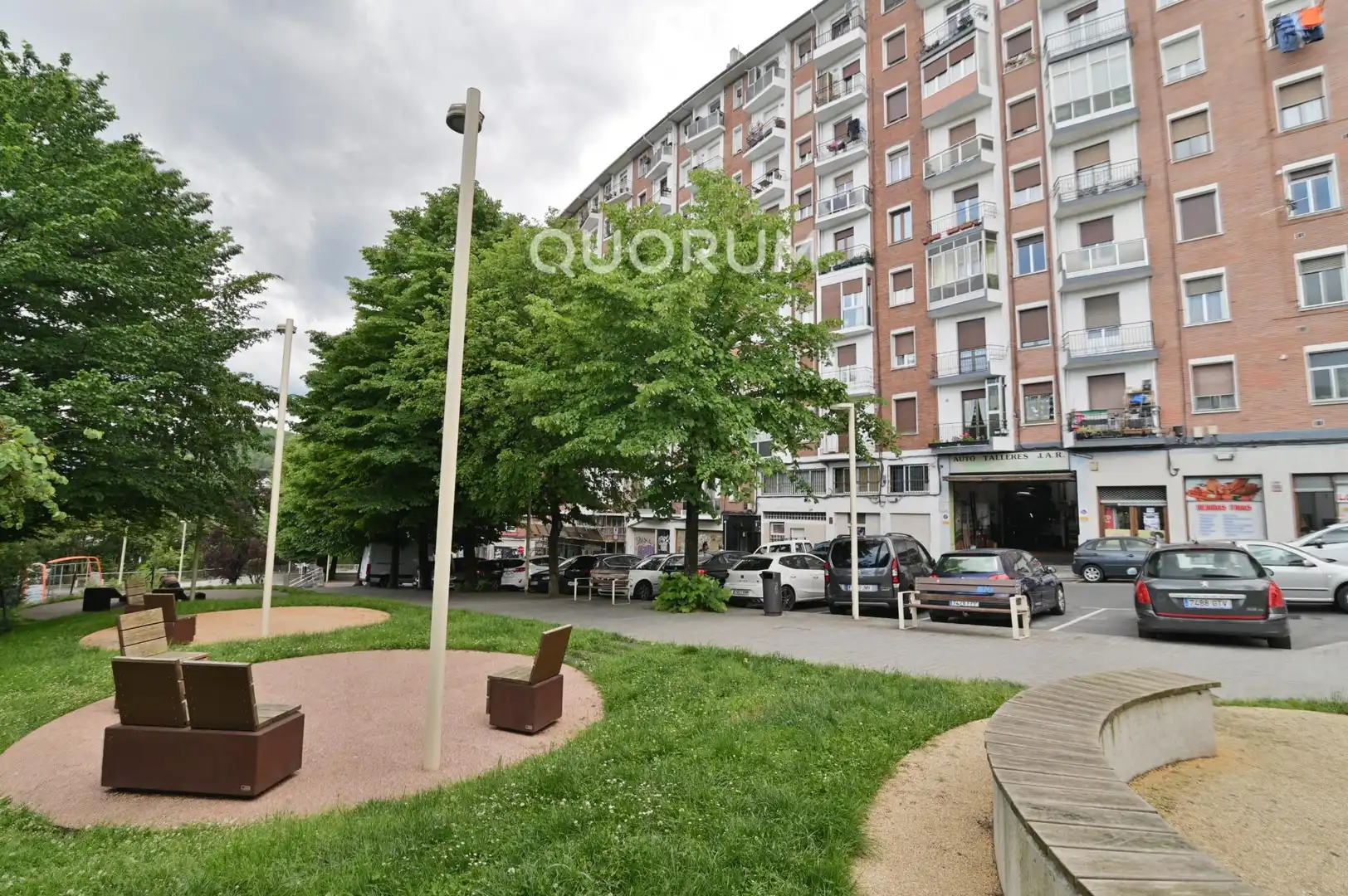 Parking de Piso en venta en Bilbao  con Calefacción