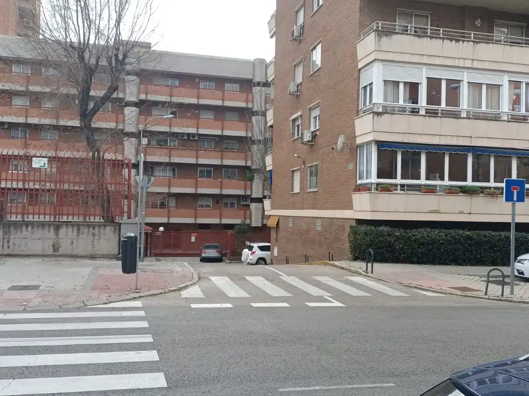 Außenansicht von Garage zur Miete in Madrid