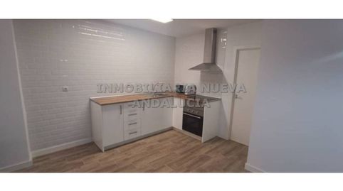 Foto 2 de Piso de alquiler en Ciudad Jardín - Tagarete - El Zapillo, Almería Capital