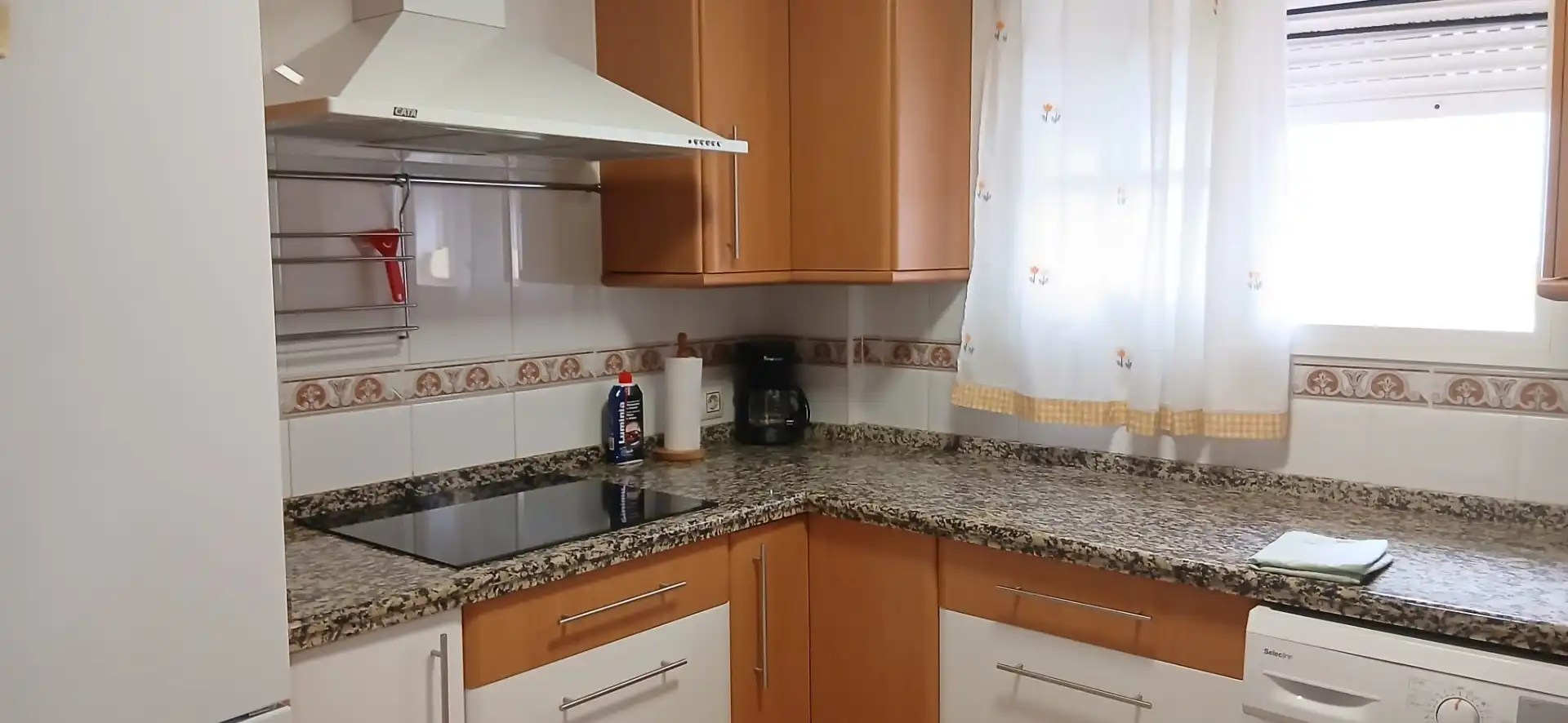 Cocina de Piso de alquiler en Sevilla con Aire acondicionado, Amueblado y Lavadora