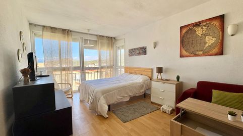 Foto 2 de Piso en venta en Calle Hermanos Alvarez Quintero, La Cala del Moral, Rincón de la Victoria