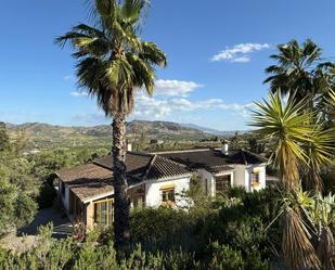 Vista exterior de Finca rústica en venda en Álora amb Aire condicionat, Calefacció i Jardí privat
