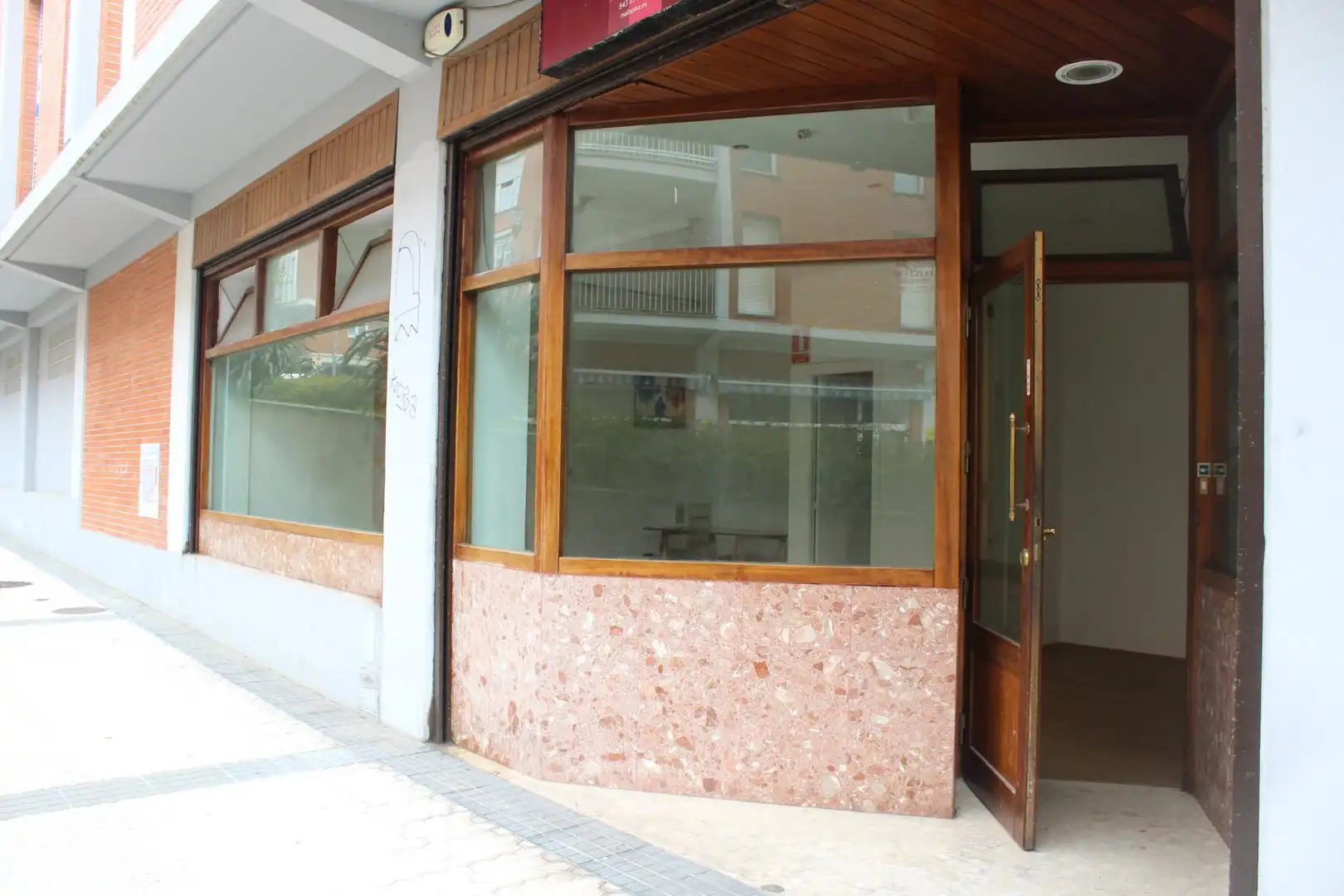 Local comercial en venda a Plaza Sagastieder, imagen 8