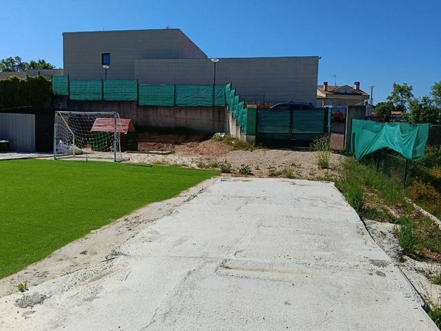 Terreno residencial en Venta en Calle Gorrión, 32 en Carcedo de Burgos