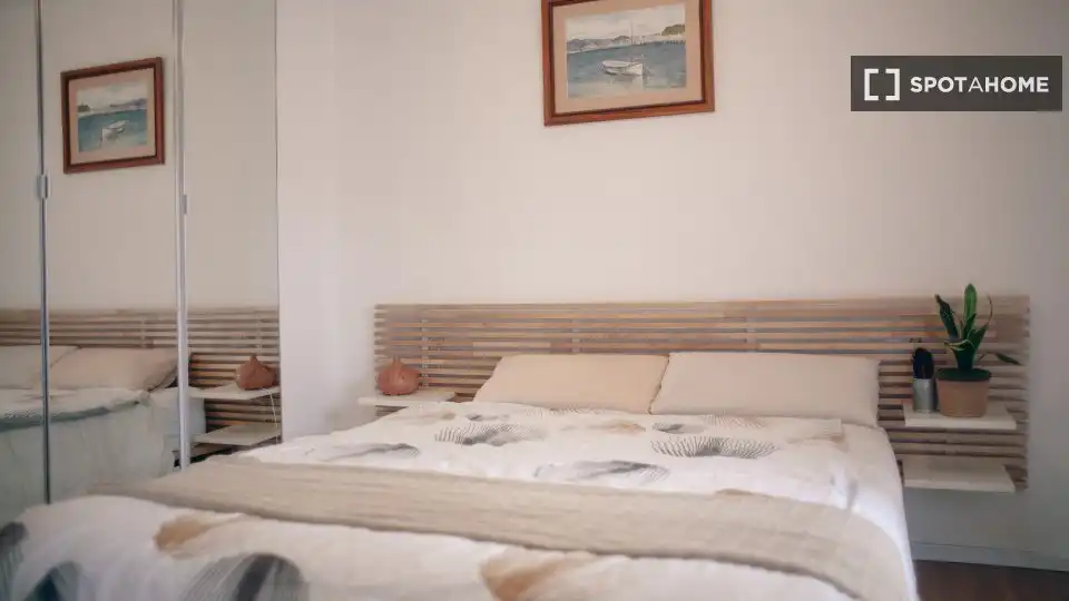 Habitación de Piso de alquiler en Cubelles con Aire acondicionado, Calefacción y Amueblado