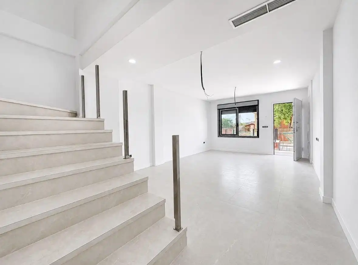 Casa o xalet en venda en Orihuela amb Terrassa i Balcó
