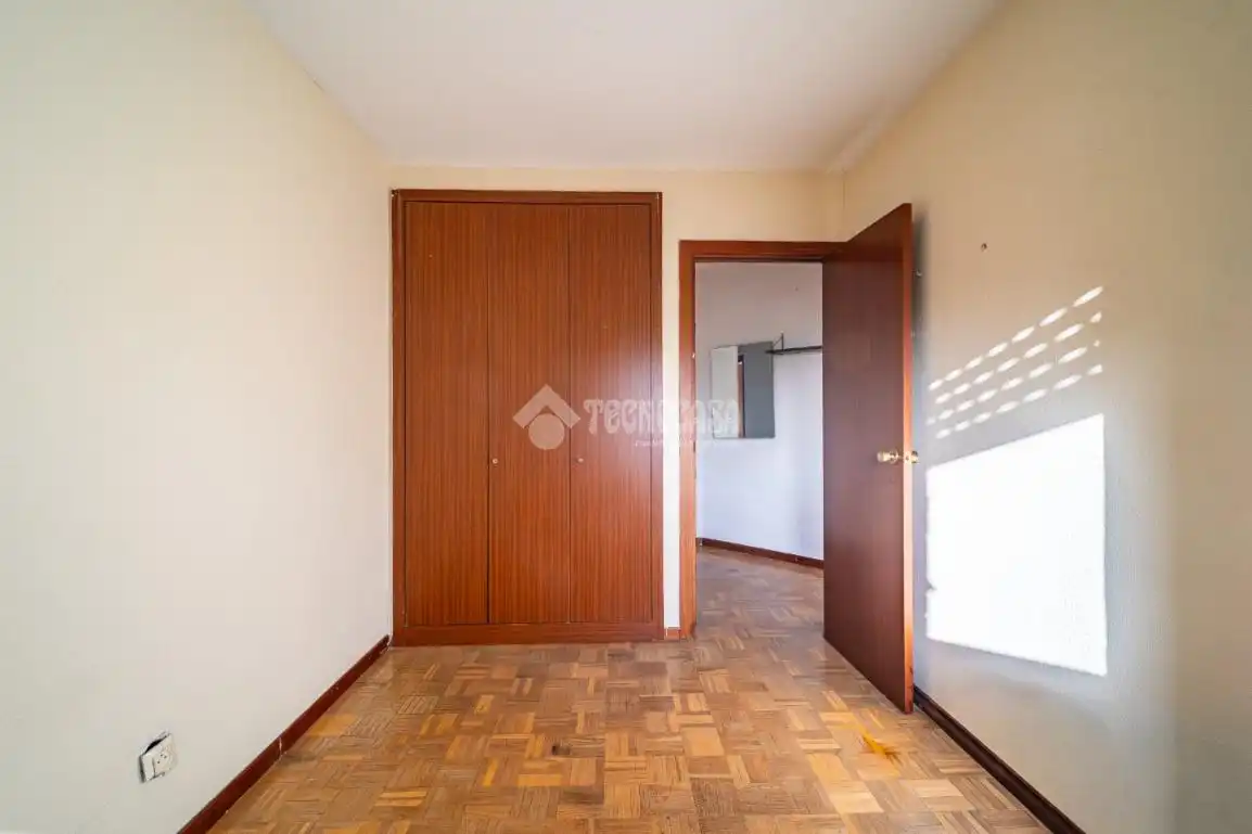 Dormitori de Pis en venda en Urbanizaciones
