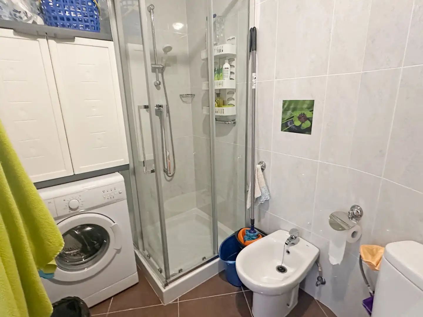 Bathroom of Apartments for sale in Torrox  with Air Conditioner, Furnished and Washing machine
