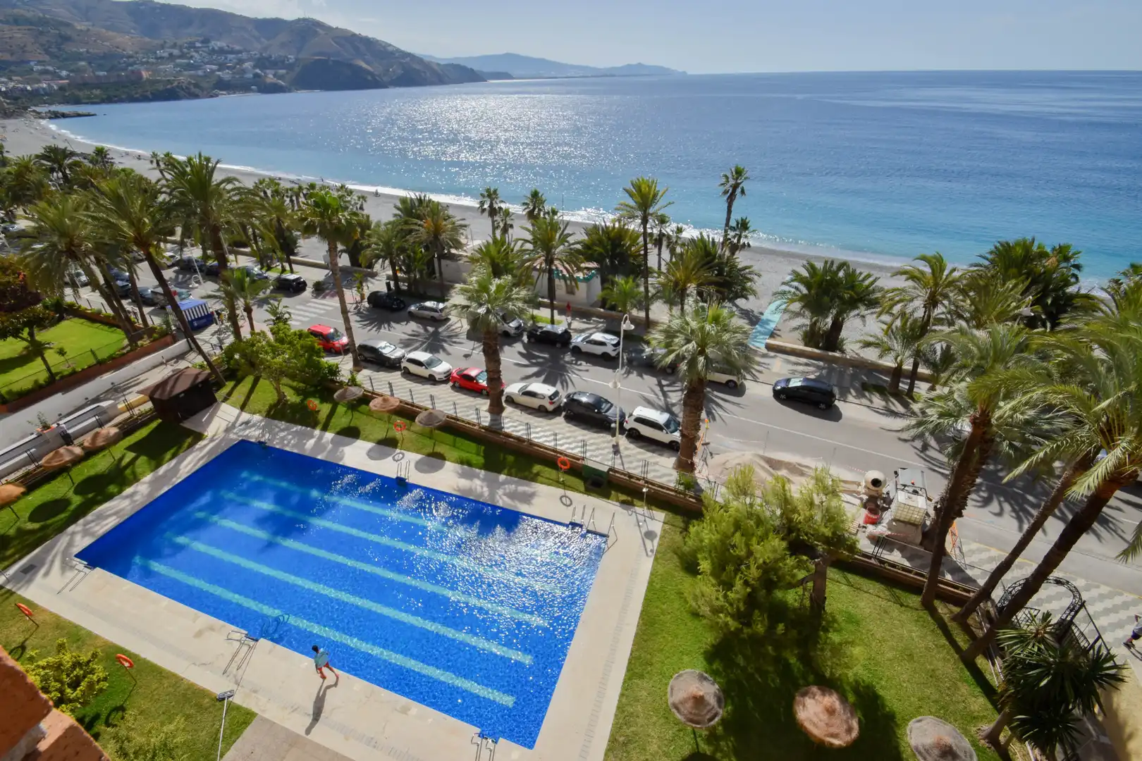 Swimming pool of Flat for sale in Almuñécar  with Parquet flooring, Terrace and Furnished