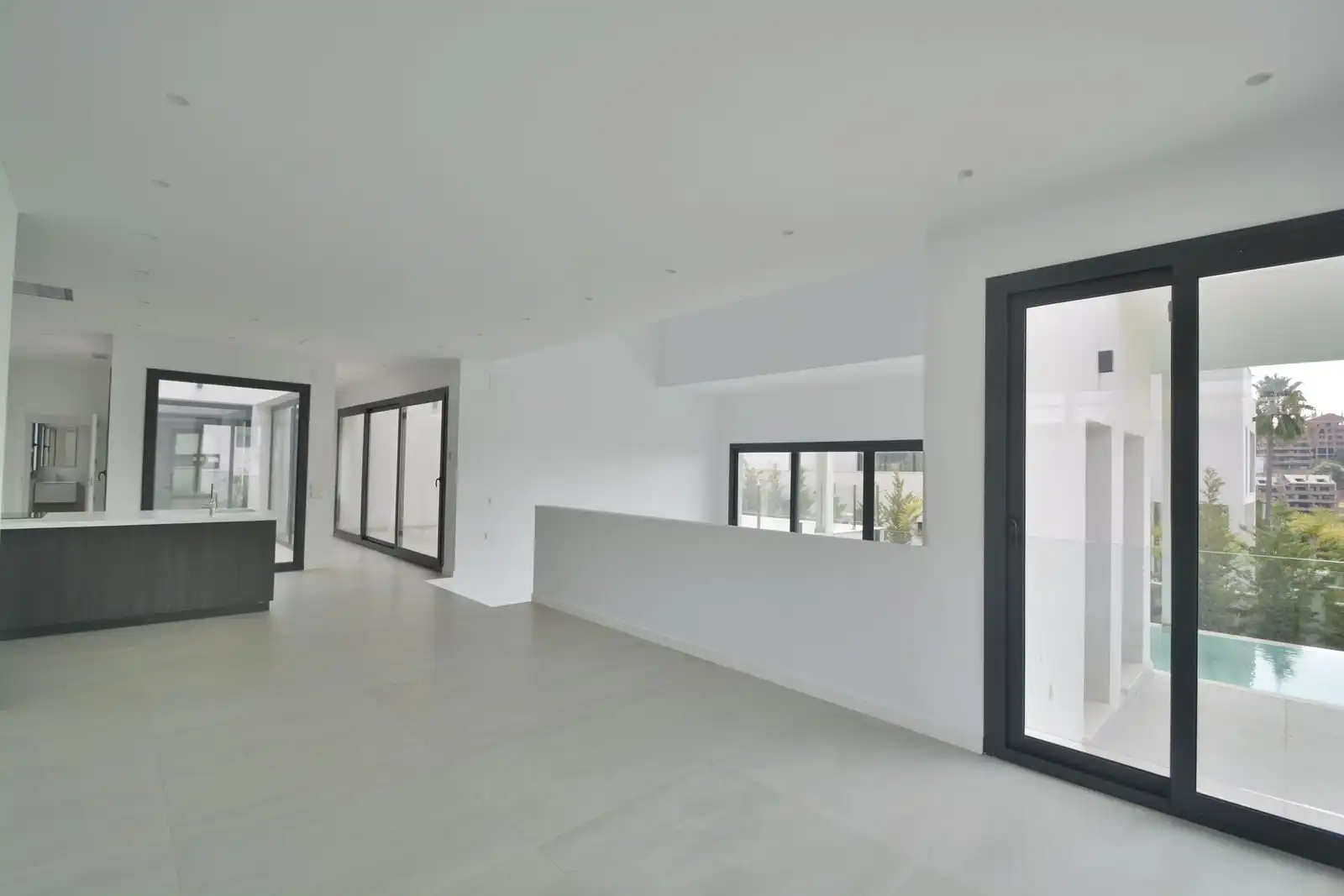 Houses for sale in Marbella  with Air Conditioner, Private garden and Terrace