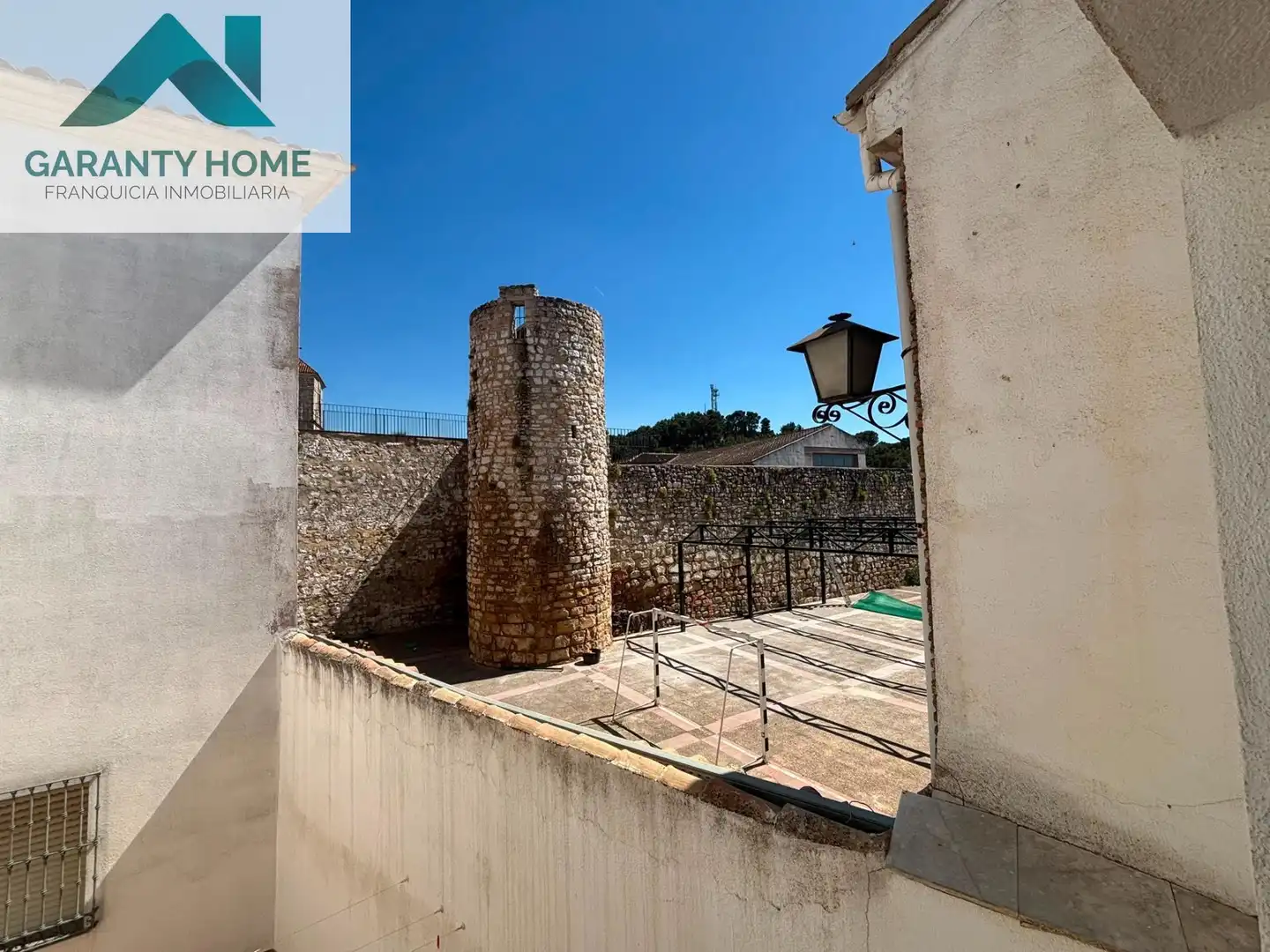 Vista exterior de Piso en venta en Torredonjimeno con Amueblado y Balcón