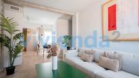 Living room of Flat for sale in  Madrid Capital  with Heating and Furnished