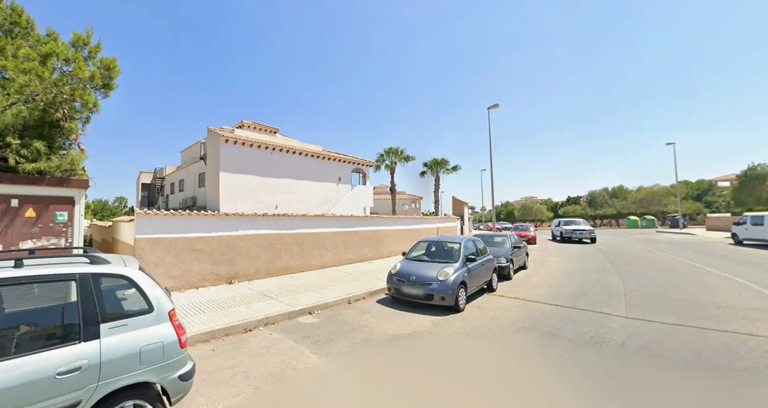 Casa en venta en ALMORAVIDES