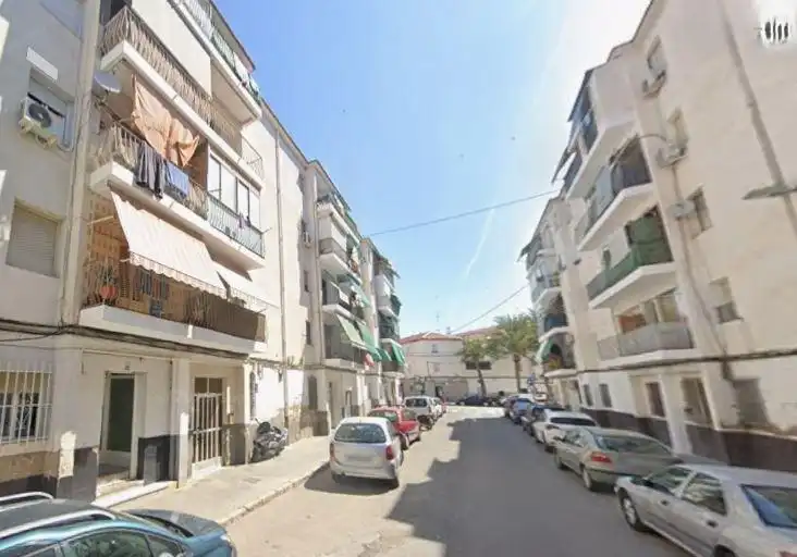 Vista exterior de Piso en venta en Elche / Elx
