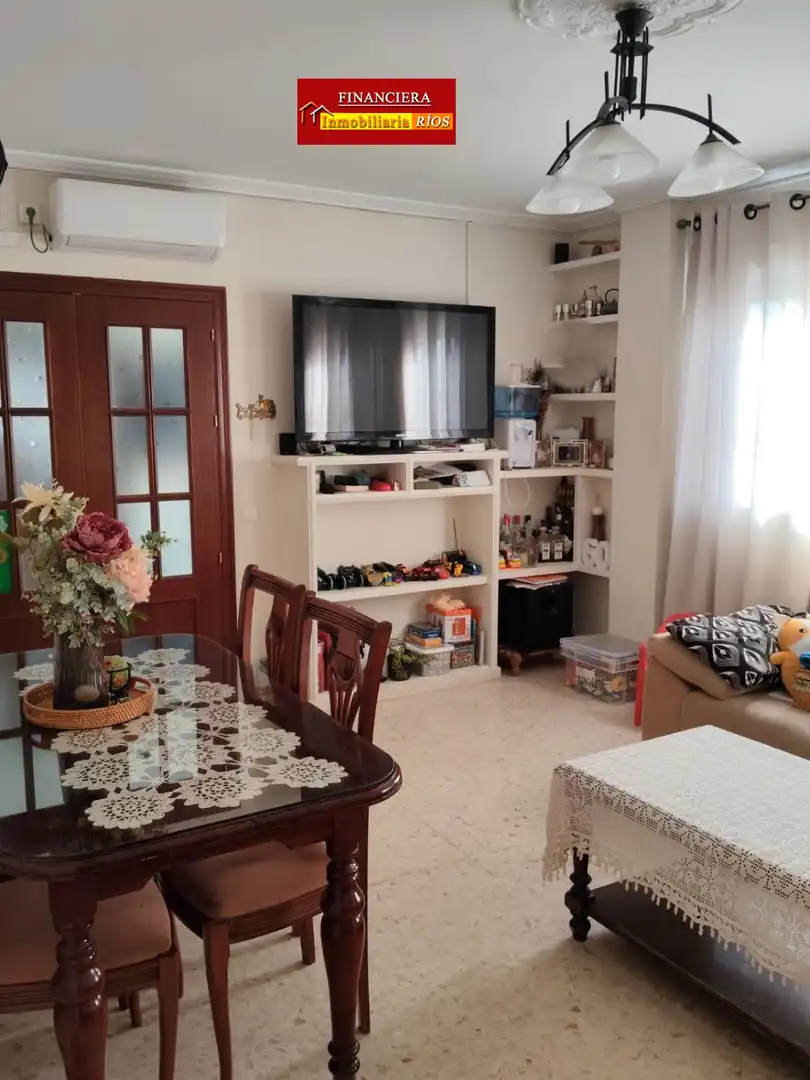 Wohnzimmer von Haus oder Chalet zum Verkauf in Alcalá de Guadaira mit Klimaanlage und Terrasse
