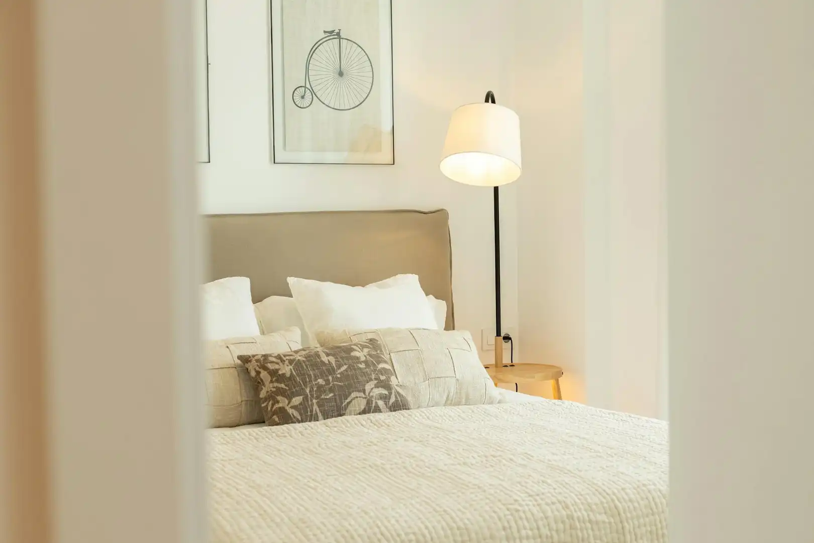 Bedroom of Flat for rent in Valencia  with Air Conditioner, Heating and Private garden