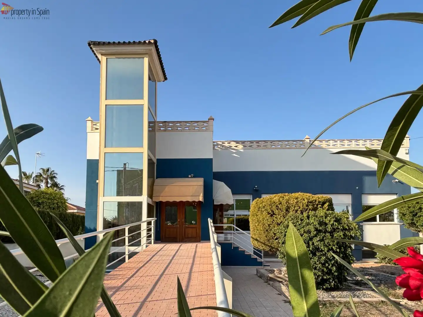 Vista exterior de Piso para compartir en San Vicente del Raspeig / Sant Vicent del Raspeig con Aire acondicionado, Calefacción y Jardín privado