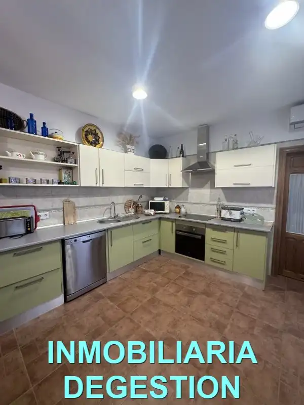 Cocina de Casa adosada en venta en Guarromán con Aire acondicionado, Calefacción y Jardín privado