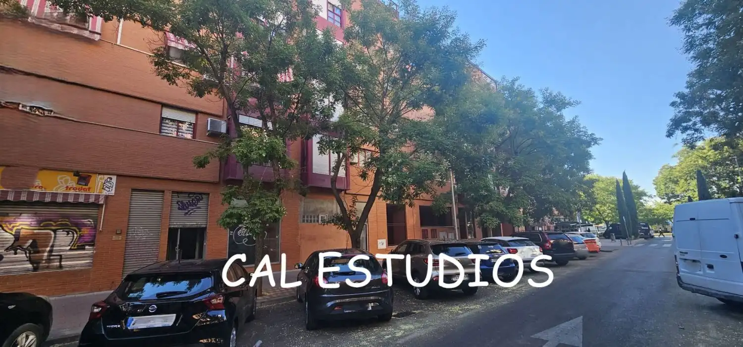 Exterior view of Commercial properties for sale in Torrejón de Ardoz
