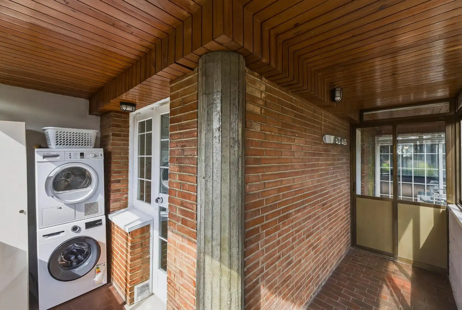 Vista exterior de Piso en venta en Madrid con Aire acondicionado, Calefacción y Jardín privado