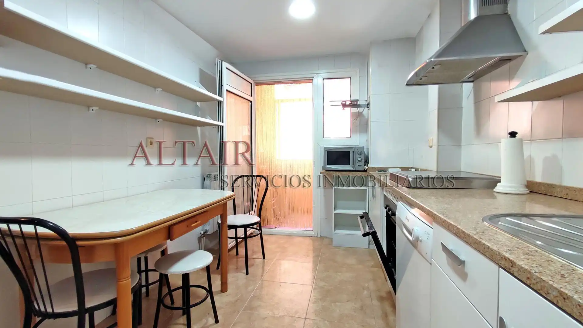 Piso de alquiler en Avenida de Orovilla, Los Rosales