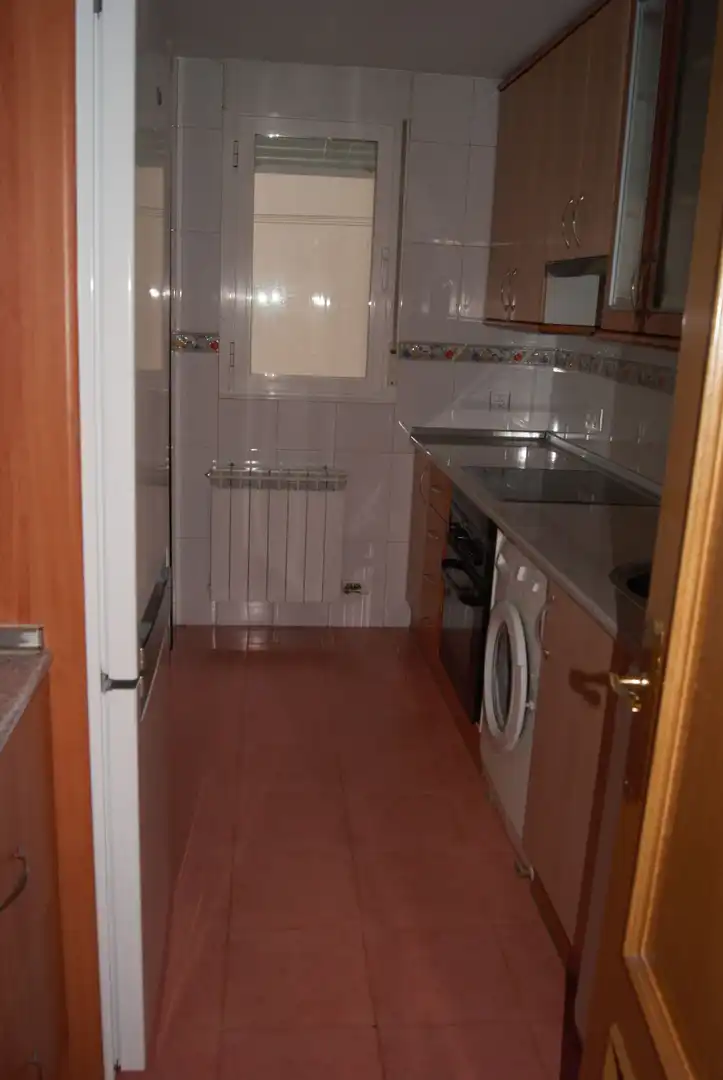Cocina de Piso de alquiler en Ávila con Calefacción y Amueblado