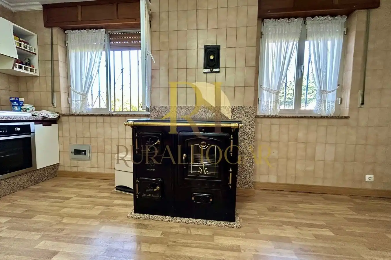 Cocina de Casa o chalet en venta en Soto y Amío con Calefacción y Terraza