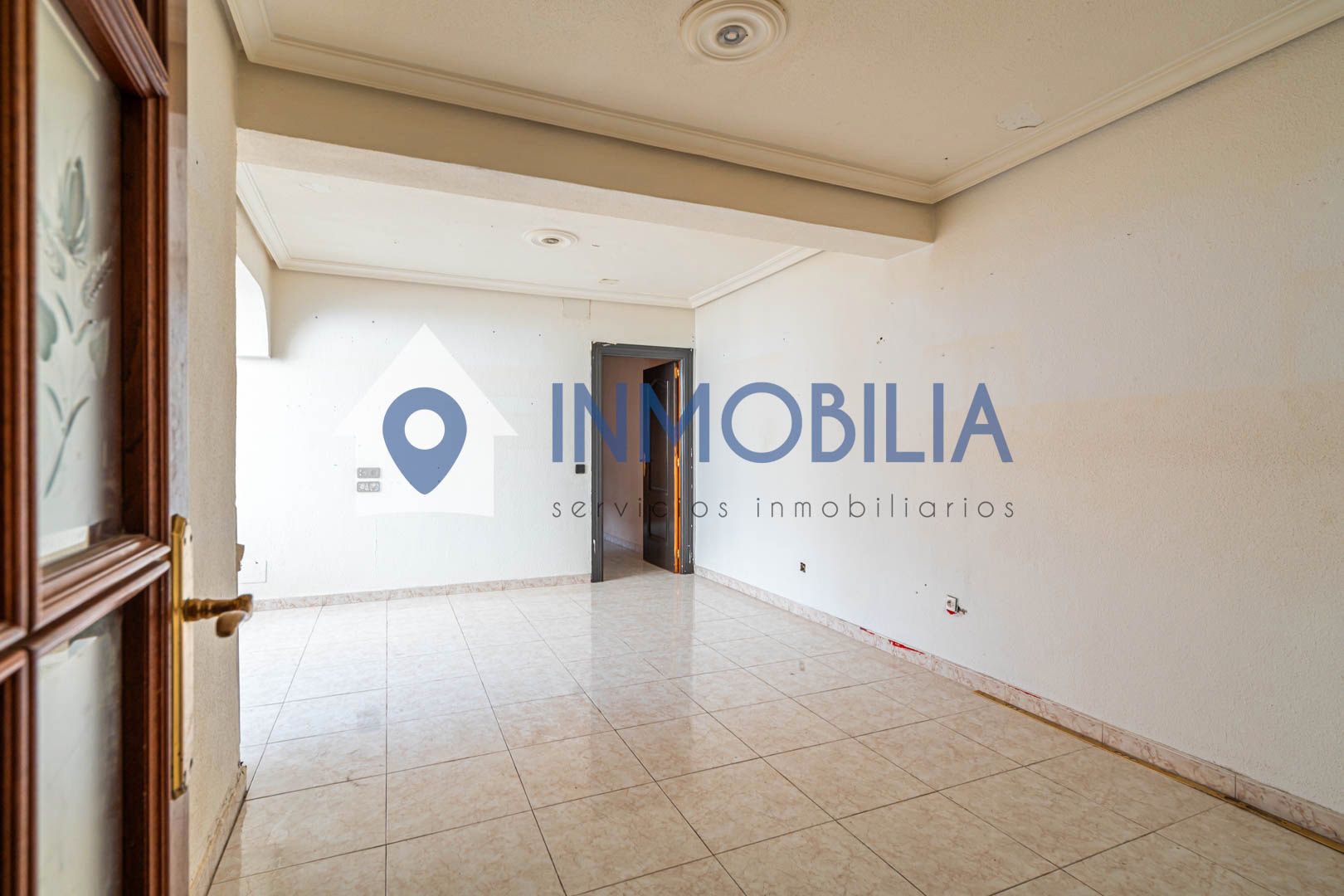 Flat for sale in  Madrid Capital  with Heating