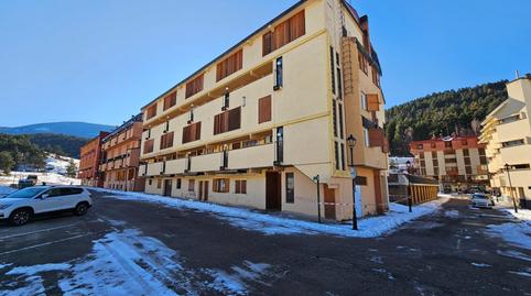 Foto 2 de Apartament en venda a Barrio Pla Estacio, 29, La Molina, Girona