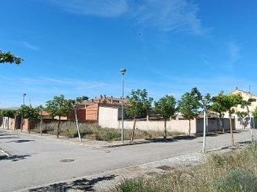 Rustikales Grundstück zum Verkauf in Arrúbal