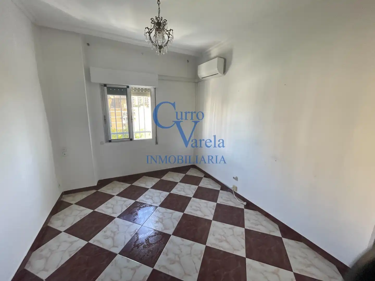 Exterior view of Flat for sale in Sevilla  with Air Conditioner, Heating and Terrace