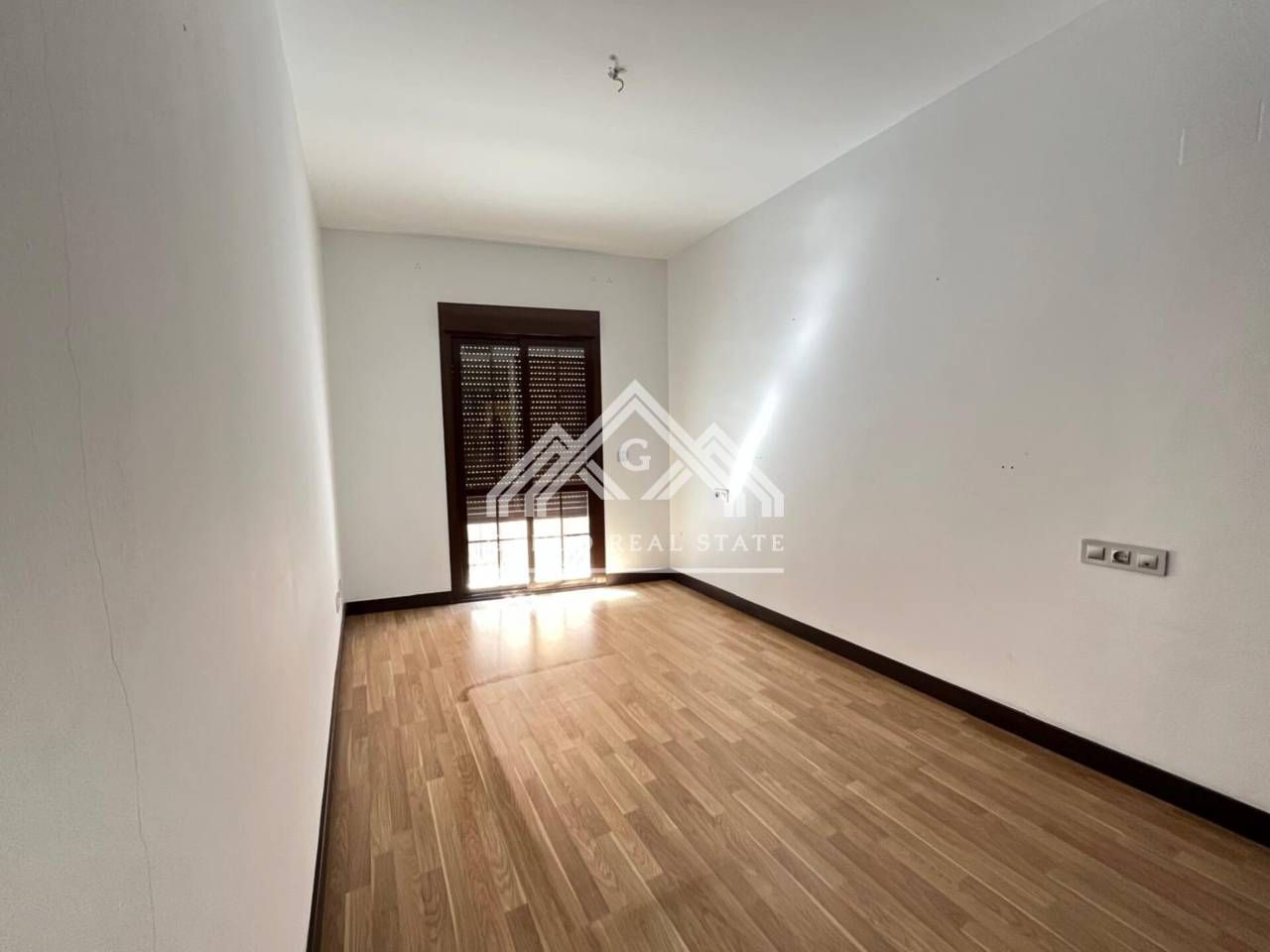 Habitación de Piso de alquiler en Dos Hermanas con Aire acondicionado, Calefacción y Balcón