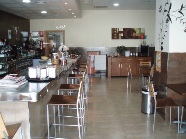 Local comercial en Alquiler en Centro