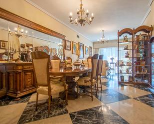 Dining room of Flat for sale in  Sevilla Capital  with Air Conditioner, Heating and Parquet flooring