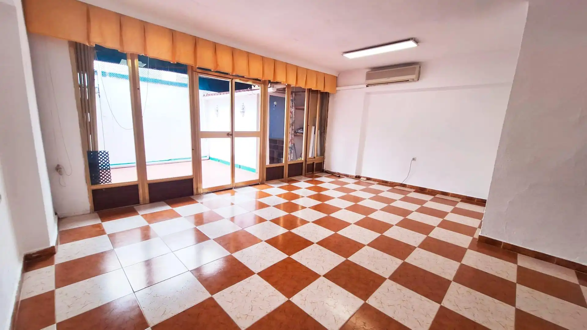 Piso en venta en  Córdoba Capital con Aire acondicionado y Trastero