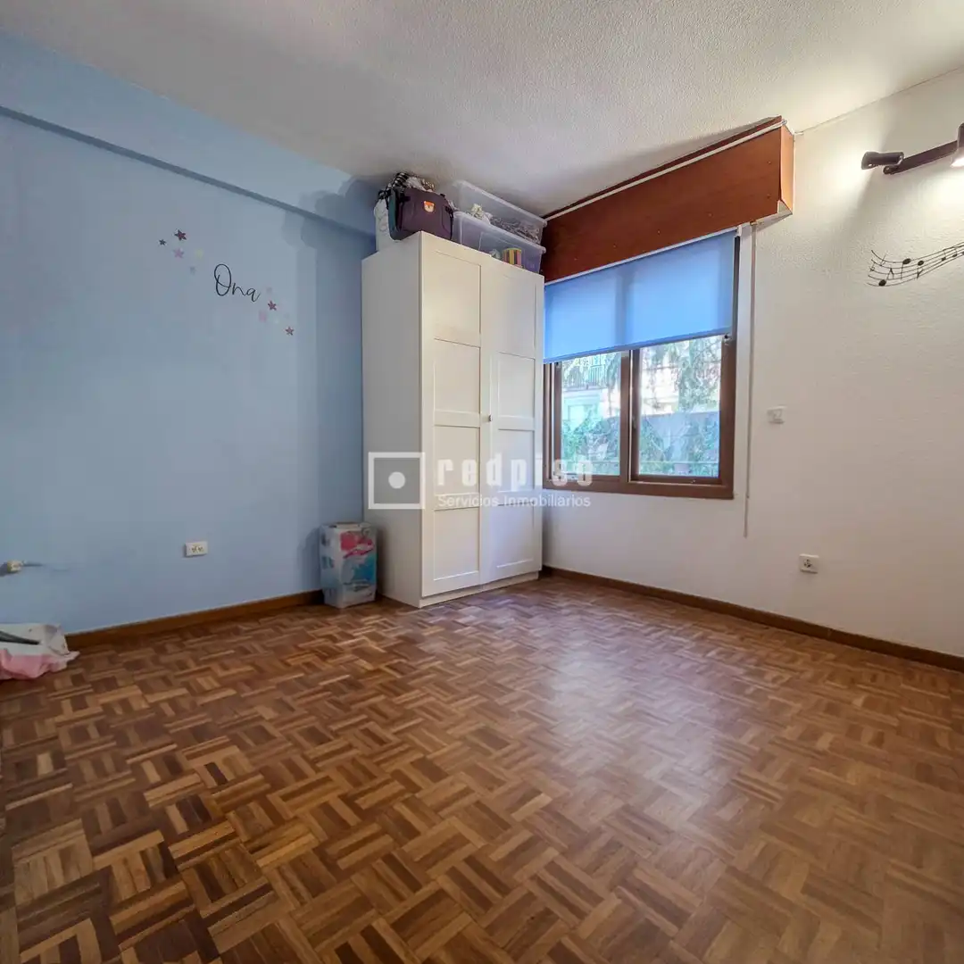 Habitación de Piso en venta en Madrid con Aire acondicionado, Calefacción y Jardín privado