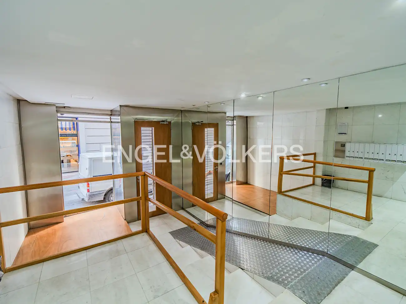 Flat for sale in Alicante / Alacant  with Air Conditioner, Heating and Terrace