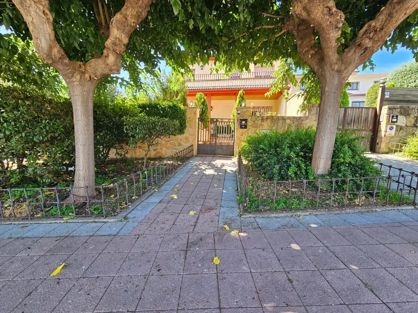 Chalet con jardín en venta en El Molar (Madrid), imagen 4