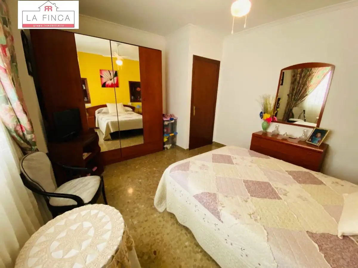 Bedroom of Houses for sale in Málaga  with Private garden, Terrace and Storage room
