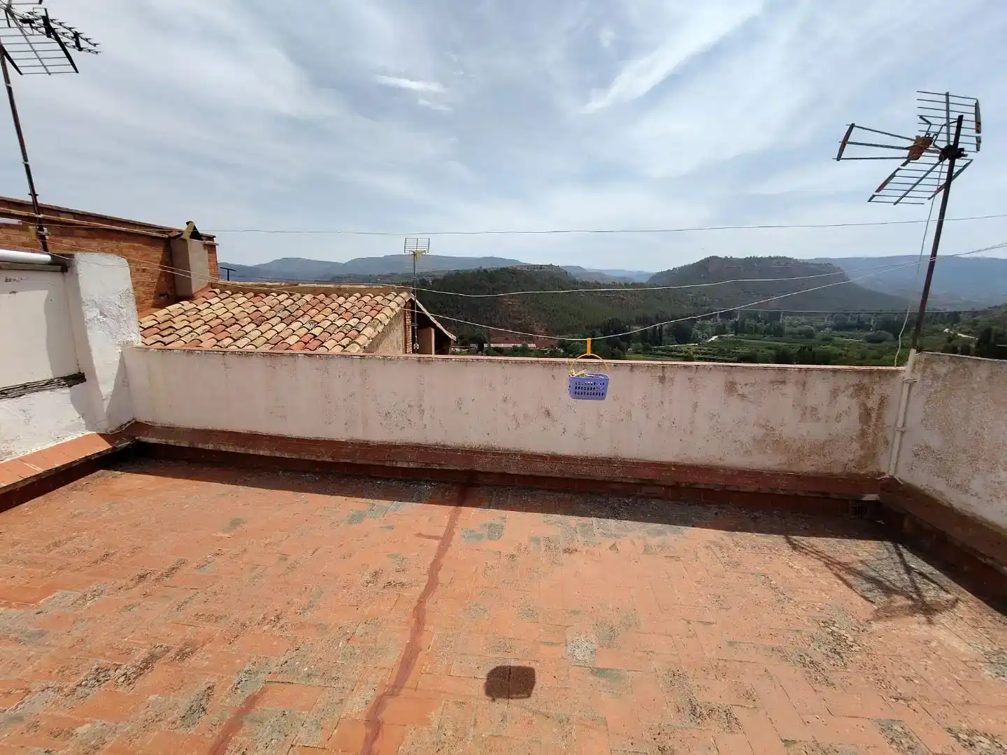 Terrassa de Casa adosada en venda en Ademuz amb Balcó
