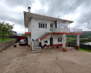 Vista exterior de Casa o xalet en venda en Lousame amb Balcó