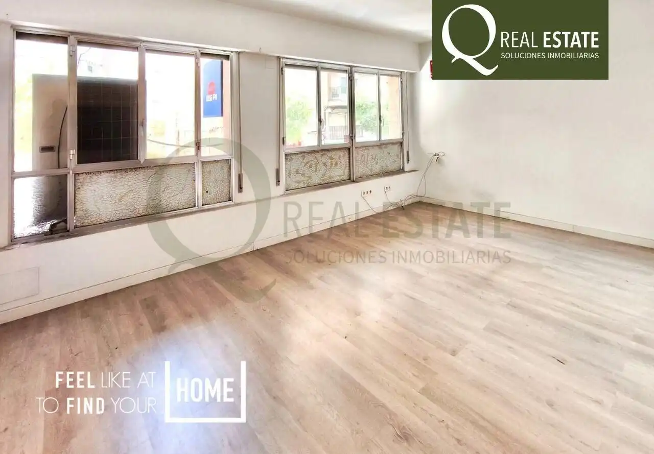 Exterior view of Office for sale in Elche / Elx  with Air Conditioner