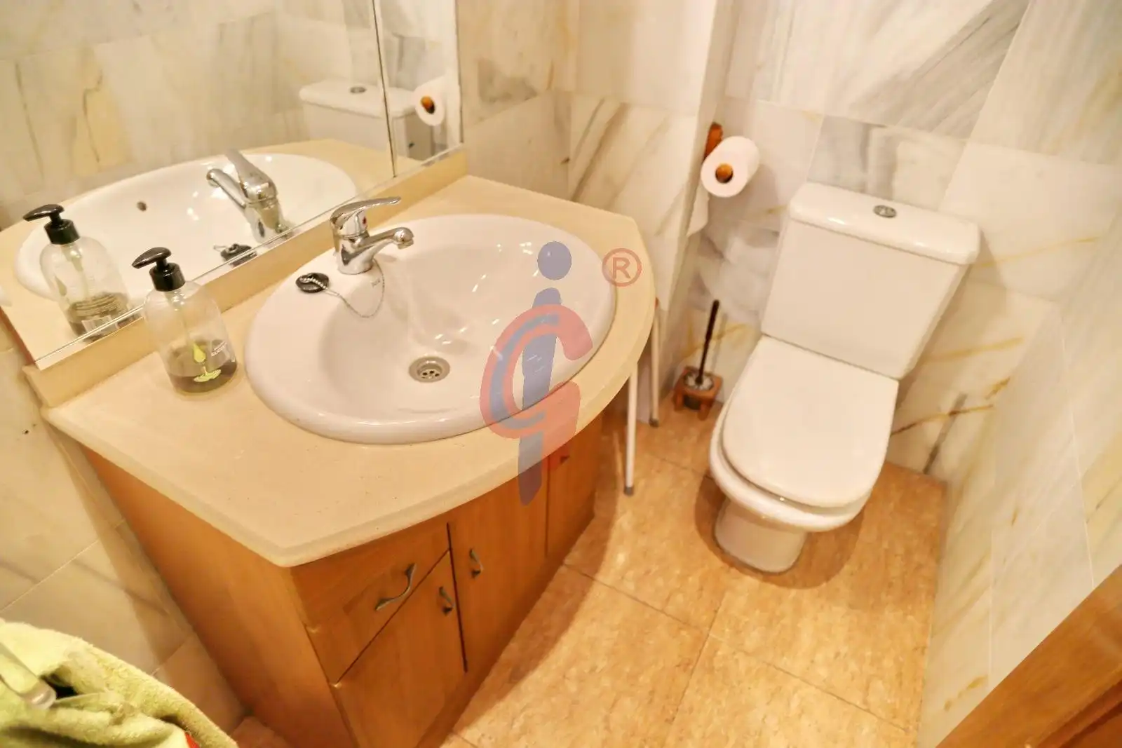 Baño de Ático en venta en Guardamar del Segura con Aire acondicionado y Amueblado