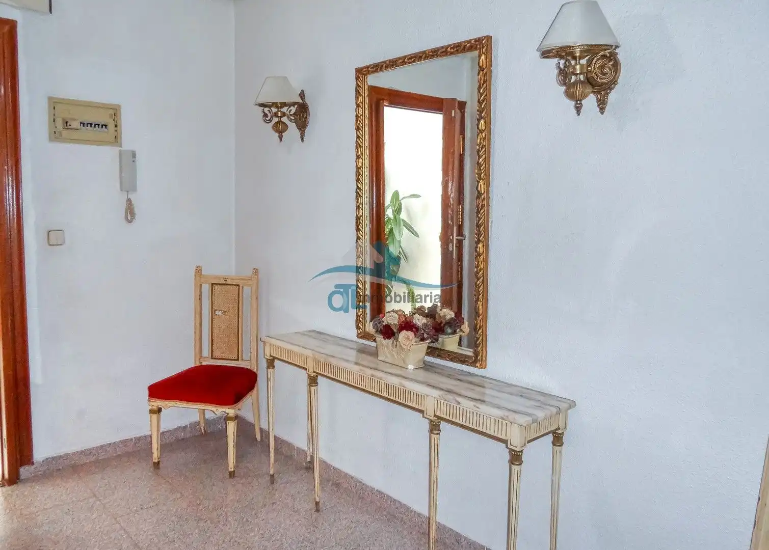 Wohnung zur Miete in Linares mit Klimaanlage, Heizung und Möbliert