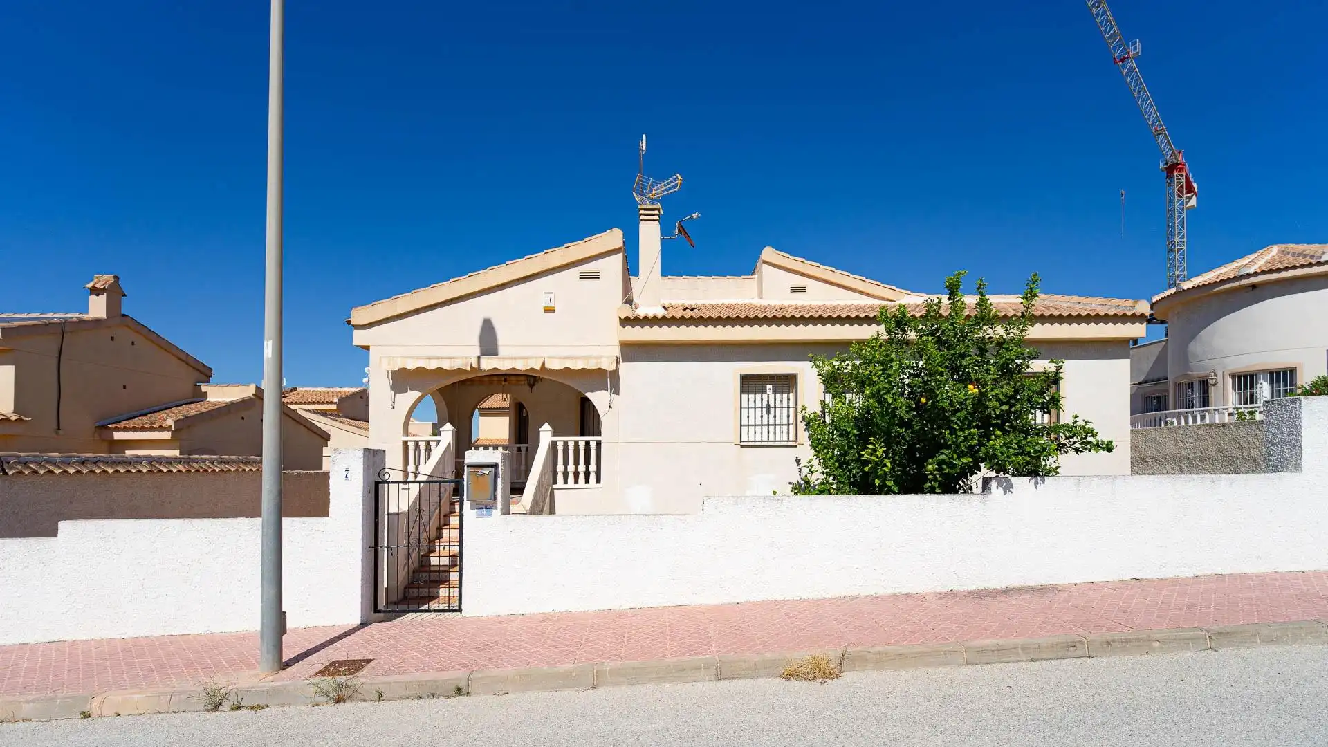Exterior view of Houses for sale in Rojales  with Private garden, Terrace and Furnished