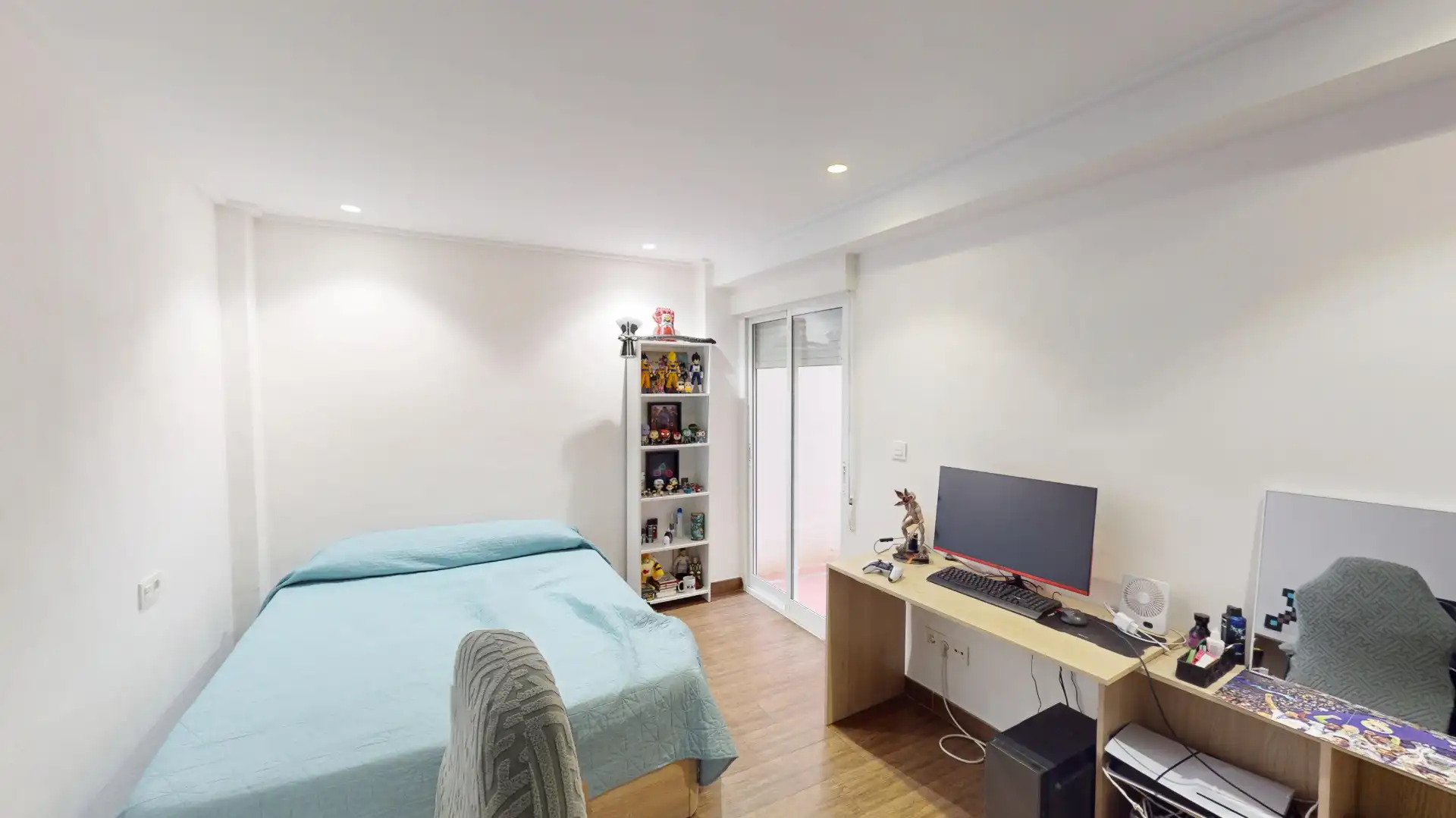 Habitación de Piso en venta en Elche / Elx con Aire acondicionado, Amueblado y Balcón