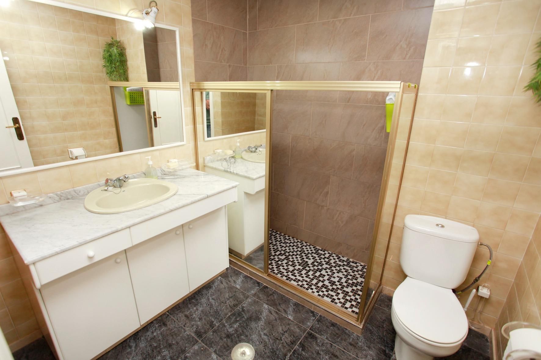 Planta baja for sale in  CRUZ, DE LA, 28, Centro